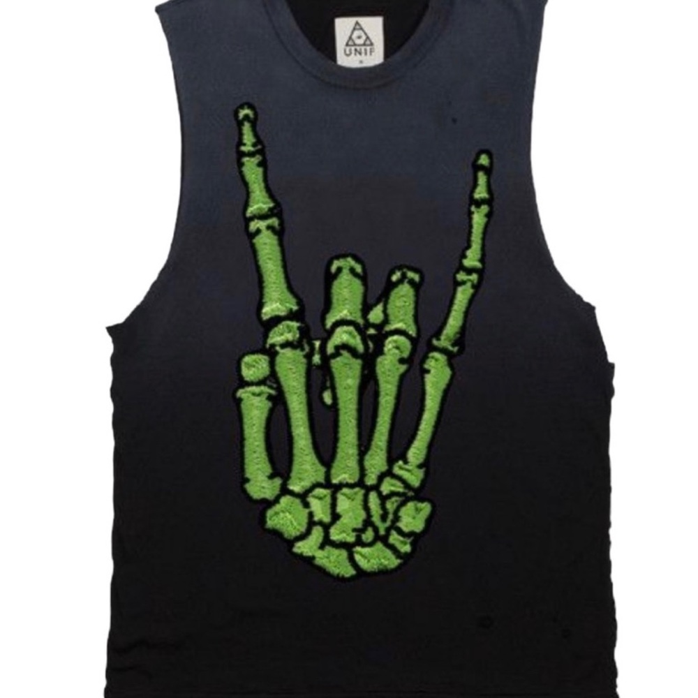 UNIF Skelton hand muscle tee size M